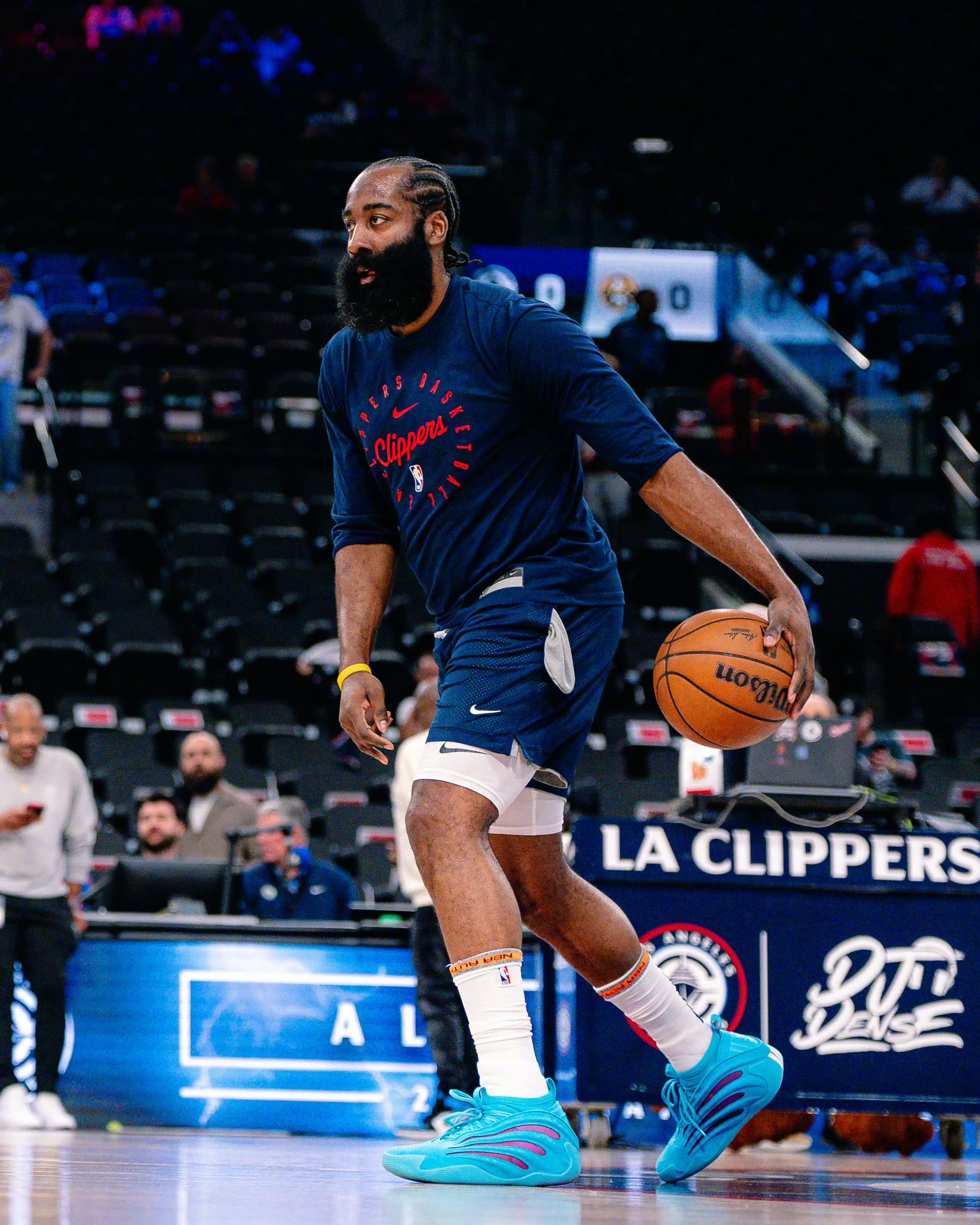 开云综合平台清晨NBA总决赛传出新动向，里昂复出首秀，管理层表态——震撼外界，控场能力受关注的简单介绍