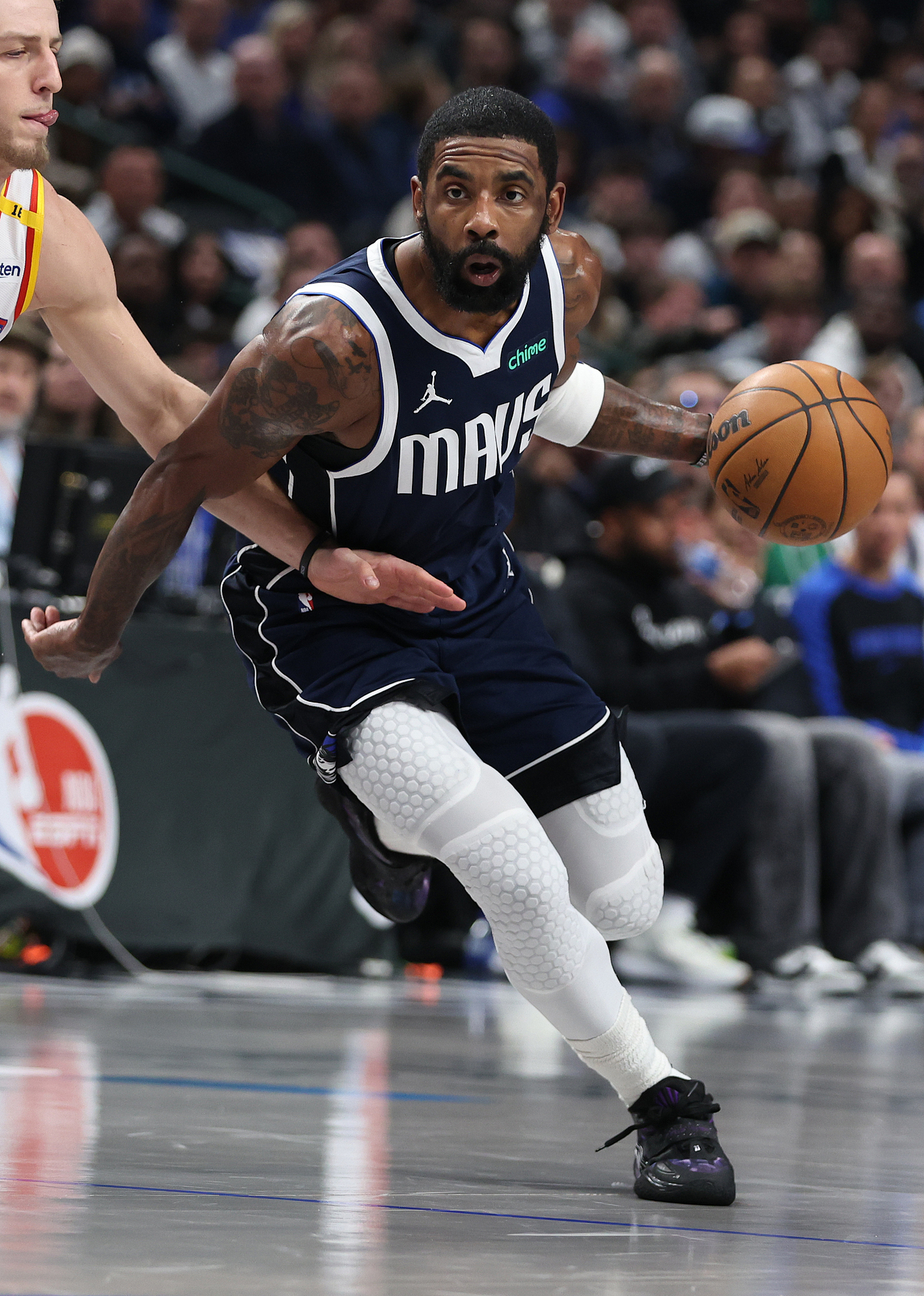 开云集团达拉斯独行侠今晚篮板制胜，志在NBA常规赛名次提升，态度坚定，纪律约束更严格的简单介绍