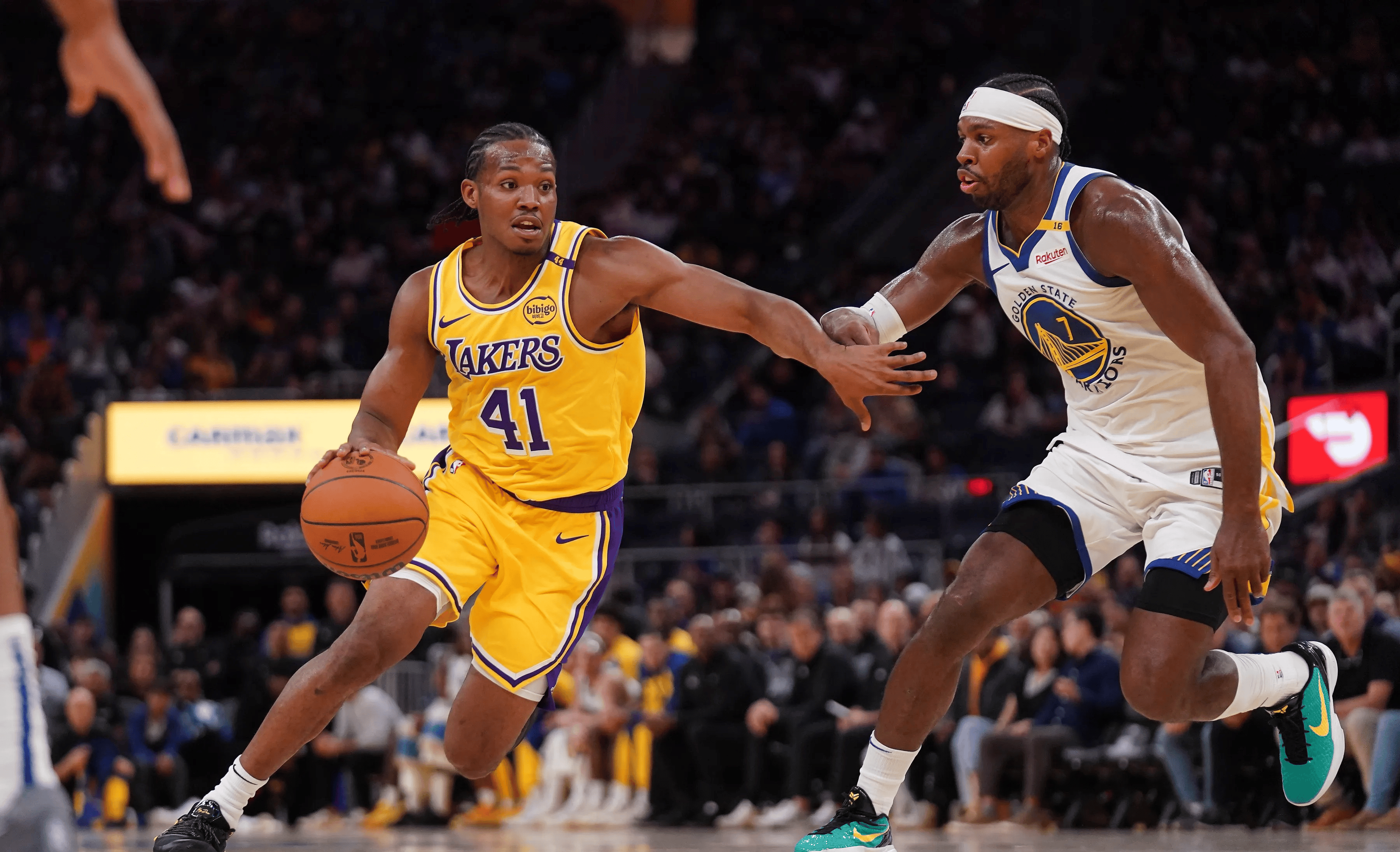 开云品牌包含今晨山东泰山备战NBA季后赛；单刀错失细节曝光；态度坚定；身体对抗强度拉满的词条